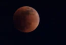 Veja como foi o eclipse total da Lua no Brasil e no mundo