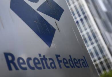 Empregadores têm até sábado para entregar informe de rendimento