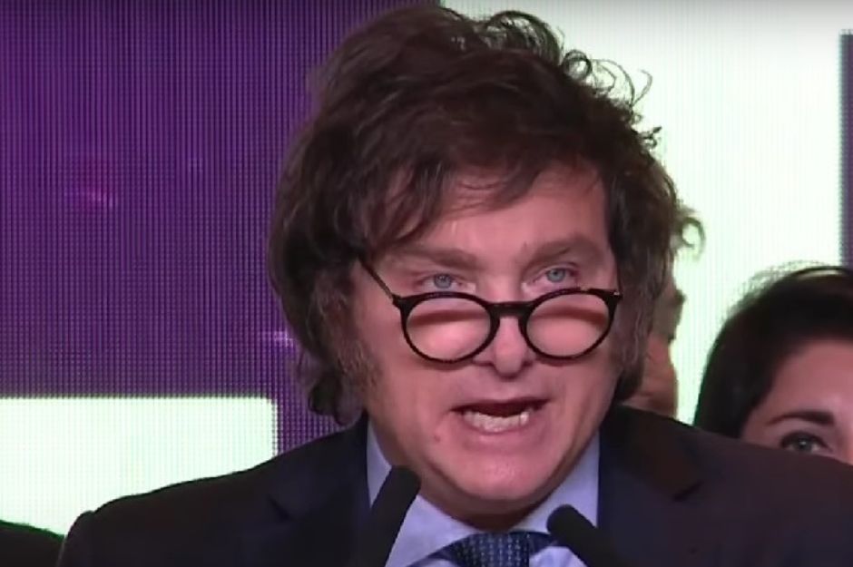 Com vantagem histórica, Javier Milei é eleito presidente da Argentina