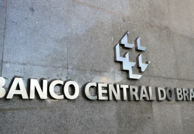 Decisões dos bancos centrais do Brasil e dos Estados Unidos dominam agenda da semana