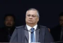 Dino abre processo por desvio de emendas para filme de Bolsonaro