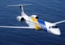 Brasileira Embraer assina acordo com grupo de bilionário indiano para fabricar aviões na Índia