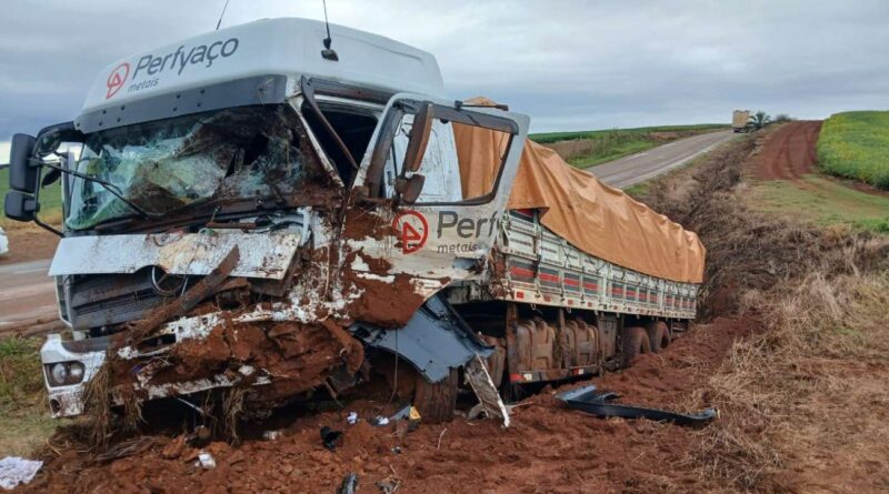Um homem ficou ferido após um acidente de trânsito registrado na tarde desta segunda-feira (23), no município de Coxilha