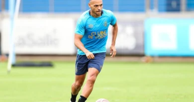 Braithwaite é novidade em reapresentação do Grêmio e se aproxima de retorno aos gramados