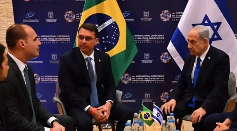 Eduardo Bolsonaro cobra aliados engajamento na candidatura de Flávio e critica “omissão deliberada”