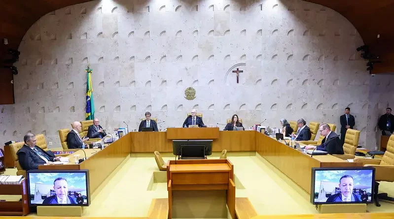 Servidora da Receita nega ter vazado dados de ministros do Supremo