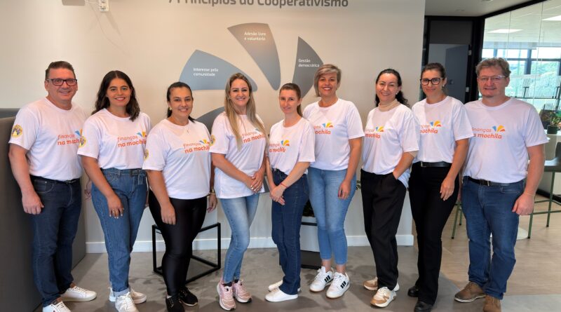 Professores de Charrua e Santa Cecília do Sul iniciam formação do programa Finanças na Mochila