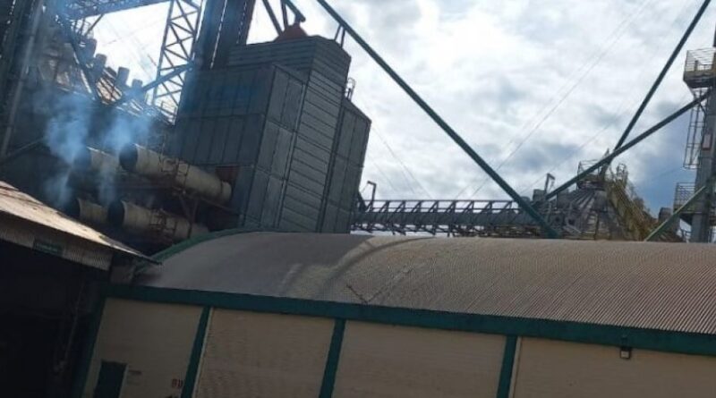 Incêndio atinge secador de grãos e mobiliza bombeiros na região de Três Pinheiros