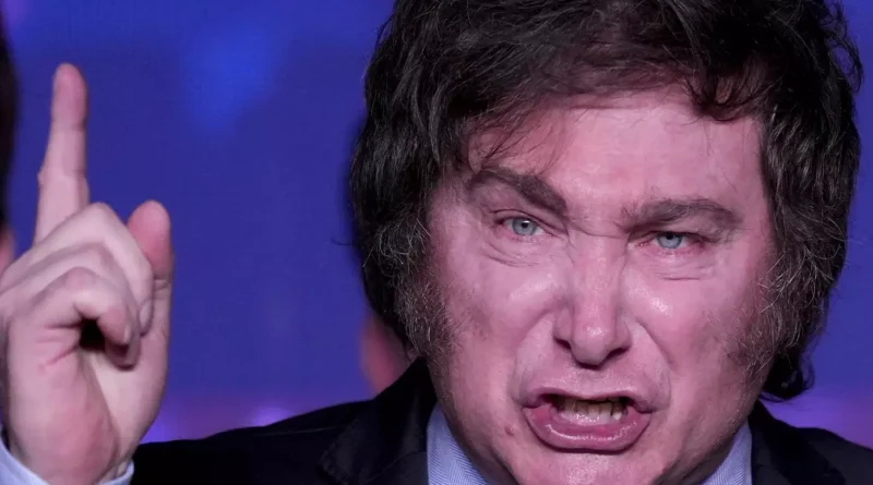 “Bando de ladrões, delinquentes”, dispara Milei aos opositores na Argentina