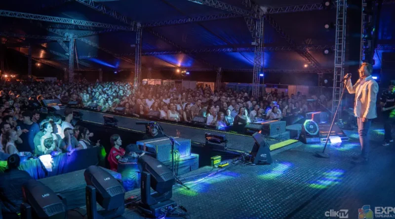 Leonardo encerra a Expo Tapejara 2026 com show histórico na Arena de Shows Super Danieli