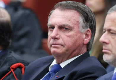 Com a derrubada de veto de Lula ao Projeto de Lei da Dosimetria, saiba o que acontece com Bolsonaro