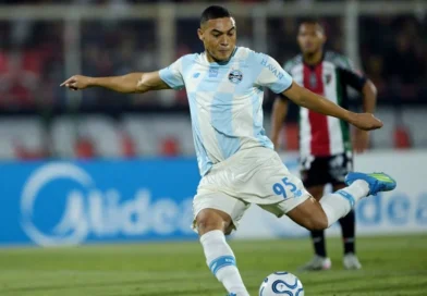 Grêmio perde pênalti três vezes e empata com o Palestino pela Sul-Americana