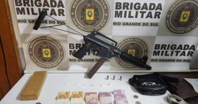 Foragido é preso após confronto com a Brigada Militar em Sarandi -Suspeito atirou contra policiais durante tentativa de fuga e foi detido após invadir residência no bairro Vila Jardim