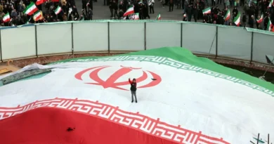 Irã nega ter proposto cessar-fogo aos Estados Unidos e diz que Estreito de Ormuz seguirá fechado