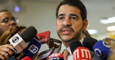 Parecer da indicação de Jorge Messias ao STF é lido na CCJ do Senado