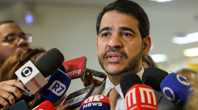 Parecer da indicação de Jorge Messias ao STF é lido na CCJ do Senado