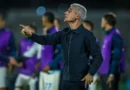Castro diz que tentou mudar cobrador do 3º pênalti do Grêmio: “Não consegui passar a ordem”