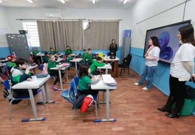 Escolas municipais recebem convite para a Maratona do Maio Laranja em Tapejara