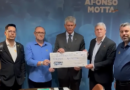 Durante a participação na XXVII Marcha a Brasília a Administração Big-Gipe tem confirmação de emenda de R$400 mil do Deputado Afonso Motta para pavimentação