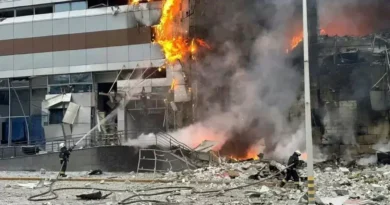 Rússia faz ataque massivo com míssil hipersônico e deixa mortos na Ucrânia