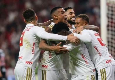 Inter atropela o Vasco no Beira-Rio e ganha confiança antes da parada