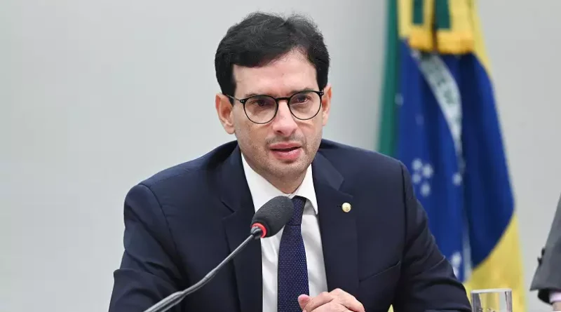 Entenda em três pontos como está a discussão sobre a redução da escala 6×1 no Brasil