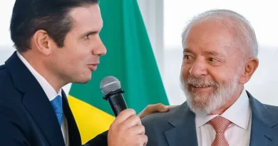 Lula e Motta acertam reunião para tentar fechar texto sobre fim da 6×1