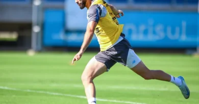 Grêmio é cobrado pelo Vitória por dívida referente à compra de Wagner Leonardo