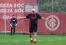 Abel Braga ganhará estátua no Beira-Rio em homenagem aos 20 anos da conquista da América
