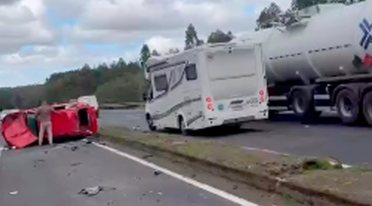 Deputado federal Giovani Cherini se envolve em acidente de trânsito na manhã desta segunda-feira (15)