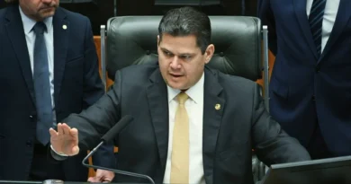 Proposta de delação de Vorcaro tem acusação de propina de US$ 30 milhões a Alcolumbre, diz revista