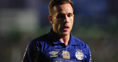 Arthur se despede do Grêmio: “Infelizmente, não conseguimos encontrar uma solução”