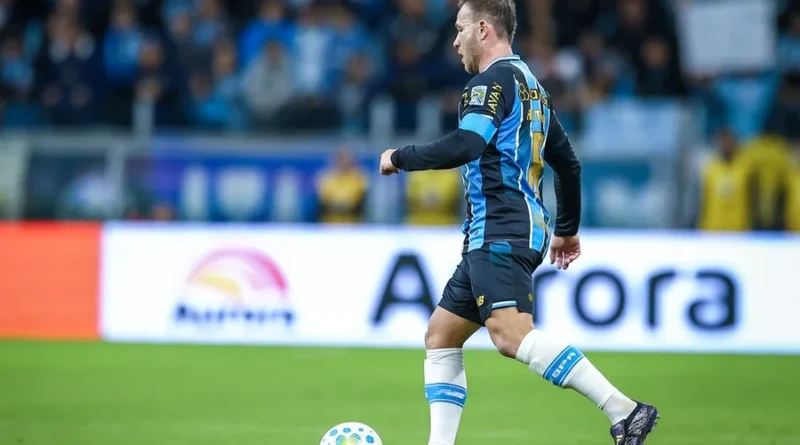 Grêmio: Arthur entra na mira de dois clubes brasileiros
