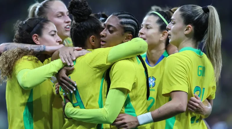 Seleção feminina encara Estados Unidos esta noite em São Paulo