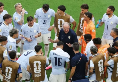 Fontes da Federação Uruguaia negam rebelião de jogadores contra Bielsa, diz jornal