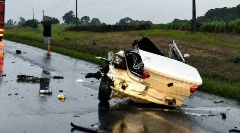 🚨 Quatro pessoas morrem e uma fica gravemente ferida em colisão entre carro e carreta na BR-470, em Campos Novos