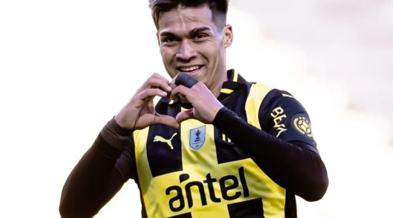 Peñarol comunica ao Grêmio que comprará Arezo; confira os detalhes