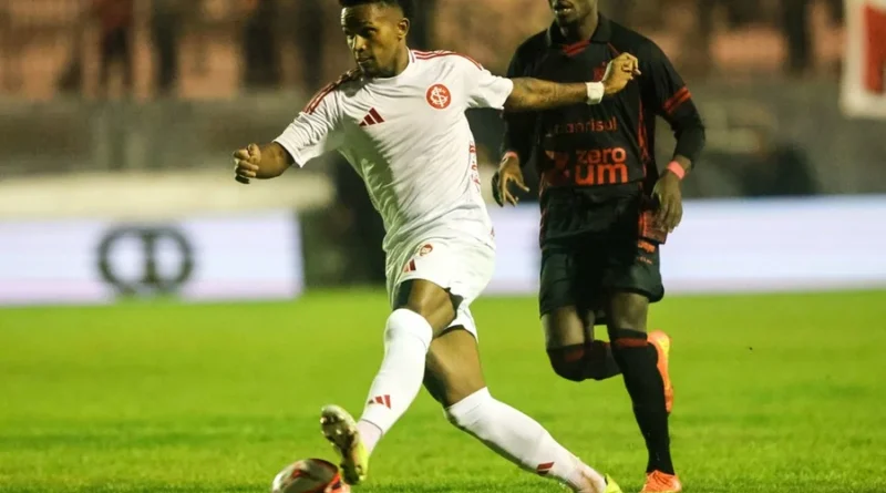 Inter e Bahia acertam suspensão do empréstimo de Kayky durante recuperação de lesão