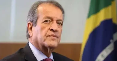 Presidente do Partido Liberal descarta sucessora para Michelle Bolsonaro no PL: “Nomes nós temos, mas sabe como é mulher, né?”
